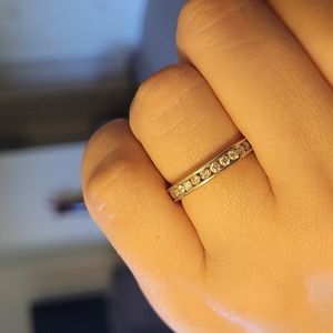 10k White Gold ring